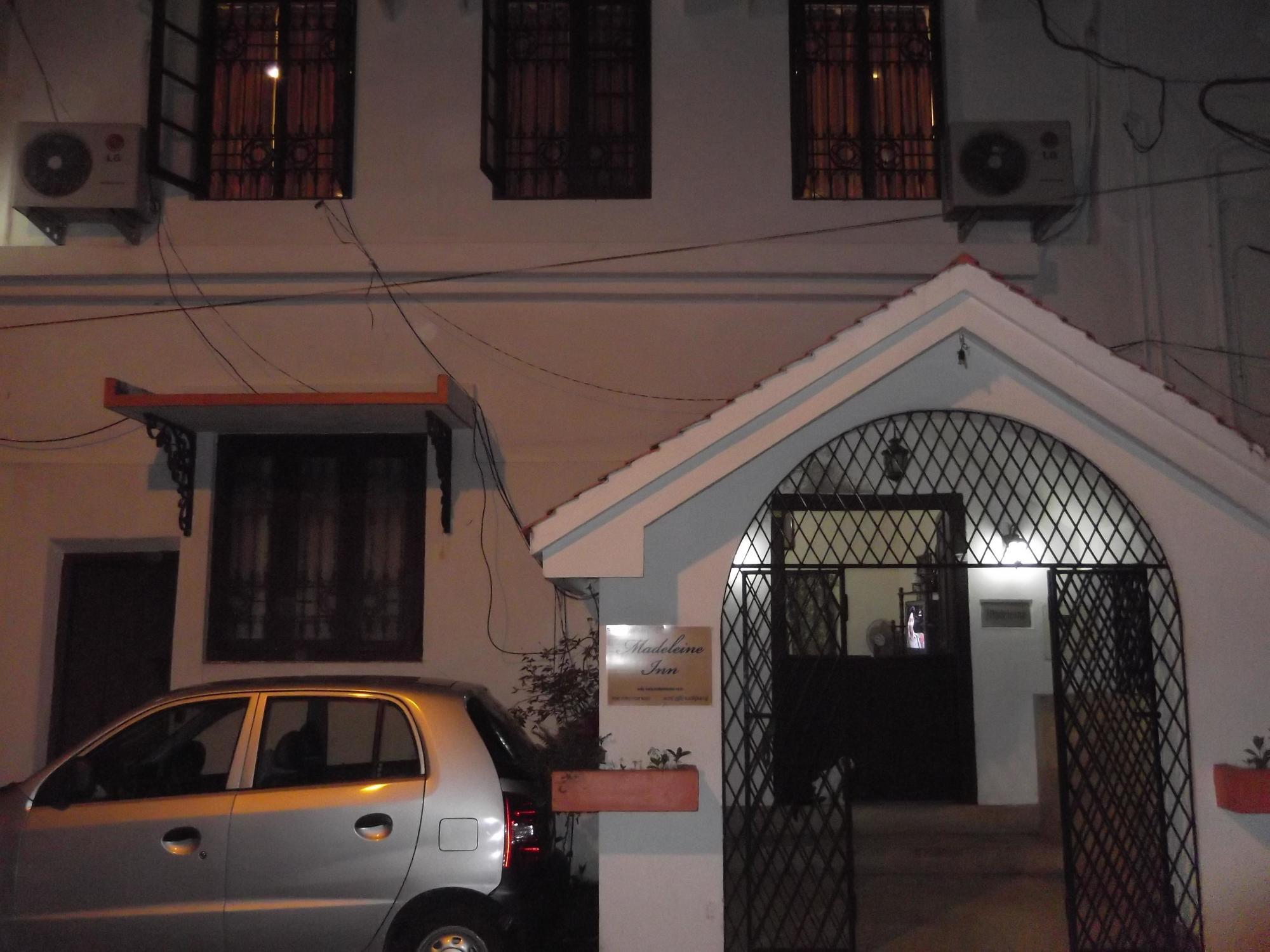 Madeleine Inn Kochi Exterior foto